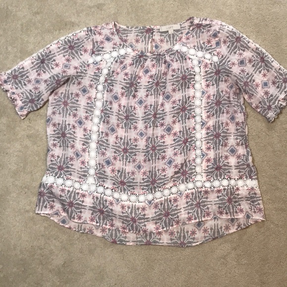 LOFT Tops - Loft grey & pink elbow sleeve large blouse